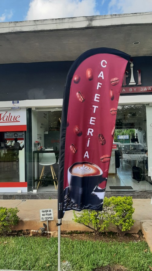 Banderolas en Mérida